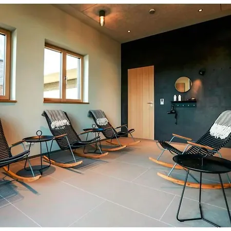 Wellness Escape - 5br With Jacuzzi & Sauna