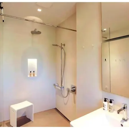 Wellness Escape - 5br With Jacuzzi & Sauna *