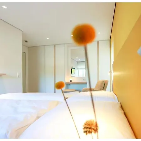 Wellness Escape - 5br With Jacuzzi & Sauna Apartman